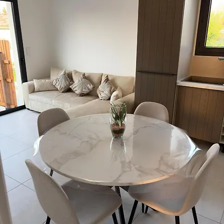 La Maison Du Bonheur *